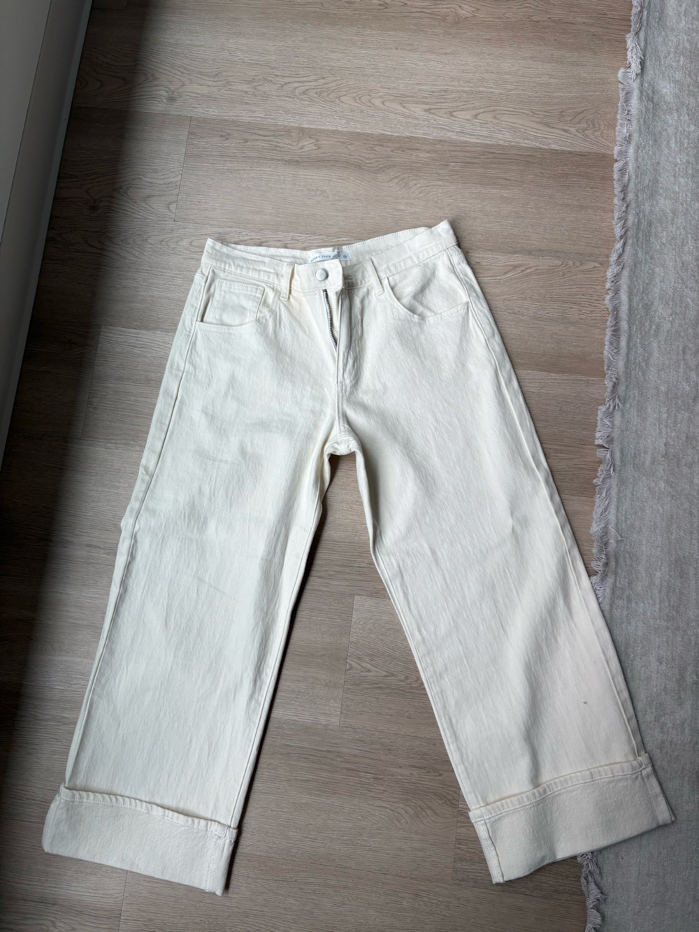 Altar'd State Off-White Straight-Leg Chinos